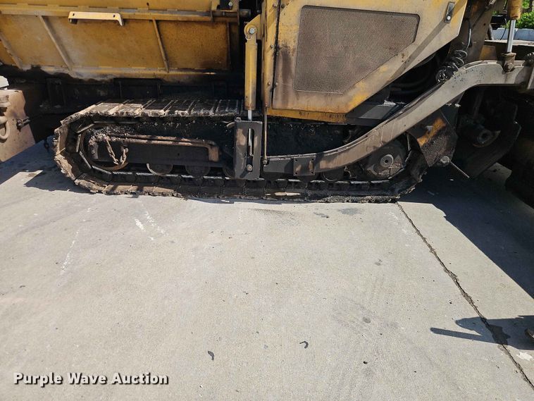 image for item EO7386 2022 Weiler P385B paver