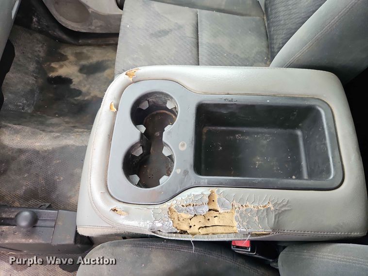 image for item EO7394 2009 Chevrolet Silverado 3500HD utility bed pickup truck