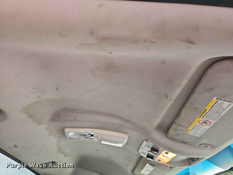 image for item EO7394 2009 Chevrolet Silverado 3500HD utility bed pickup truck