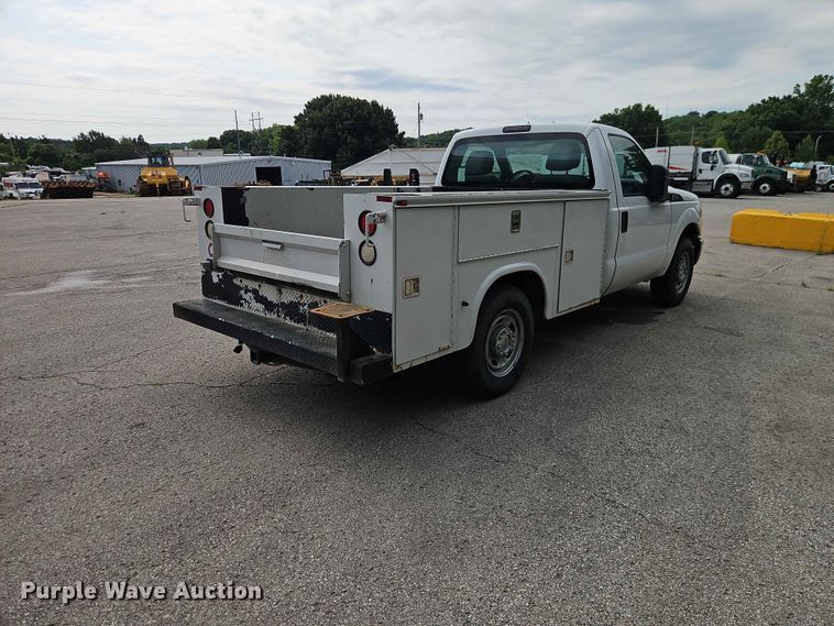 image for item EO7447 2013 Ford F250 Super Duty utility bed pickup truck