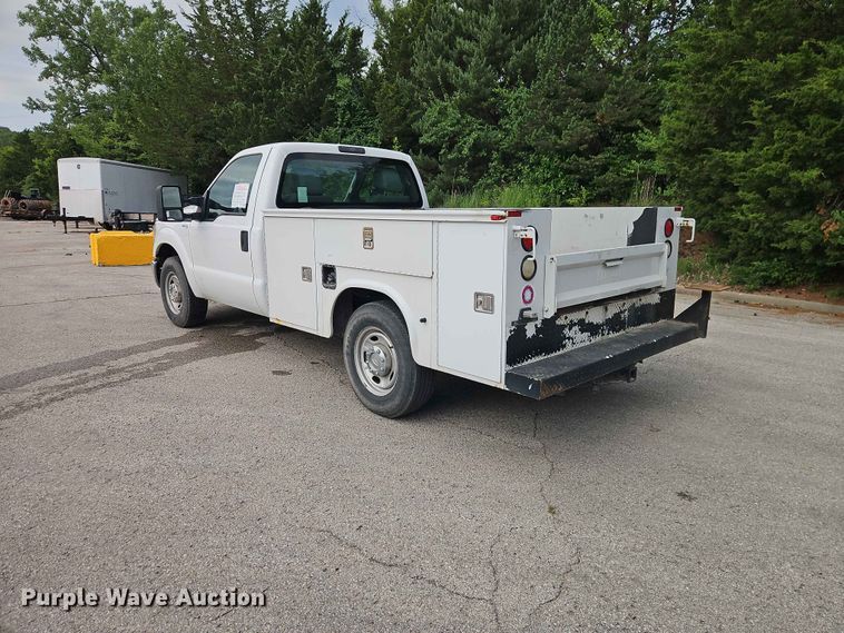 image for item EO7447 2013 Ford F250 Super Duty utility bed pickup truck