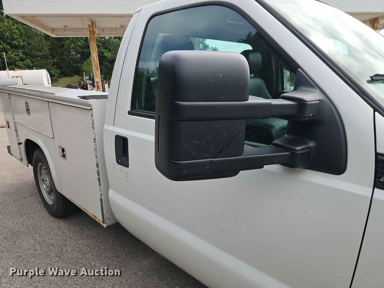image for item EO7447 2013 Ford F250 Super Duty utility bed pickup truck