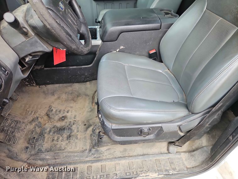 image for item EO7447 2013 Ford F250 Super Duty utility bed pickup truck
