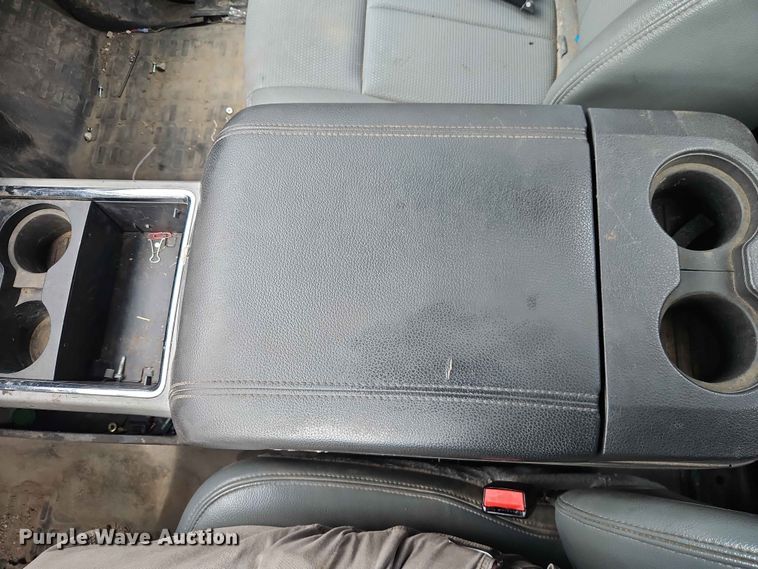 image for item EO7447 2013 Ford F250 Super Duty utility bed pickup truck