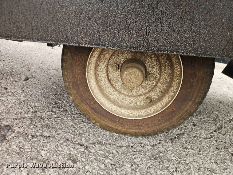 image for item EO7448 Toro MB 1600 concrete buggy