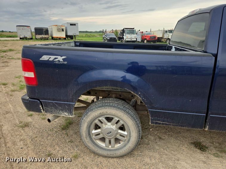 image for item ER1673 2007 Ford F150 Ext. Cab pickup truck