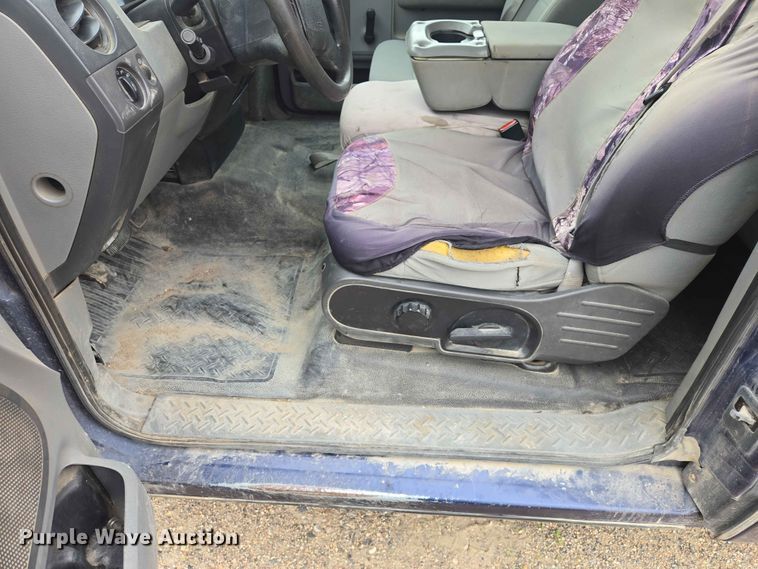 image for item ER1673 2007 Ford F150 Ext. Cab pickup truck