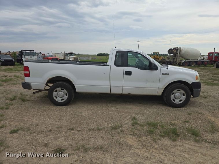 image for item ER1674 2007 Ford F150 pickup truck