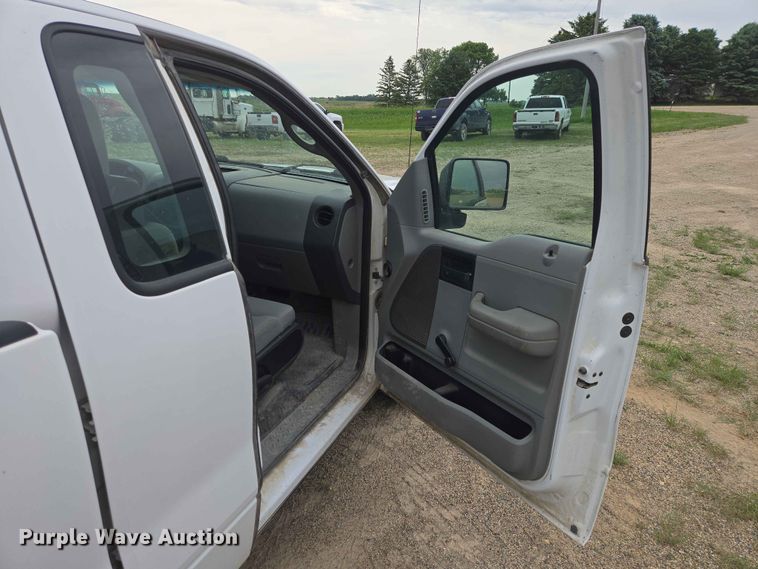 image for item ER1674 2007 Ford F150 pickup truck