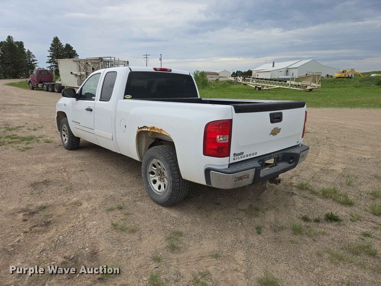 image for item ER1675 2008 Chevrolet Silverado 1500 Ext. Cab pickup truck