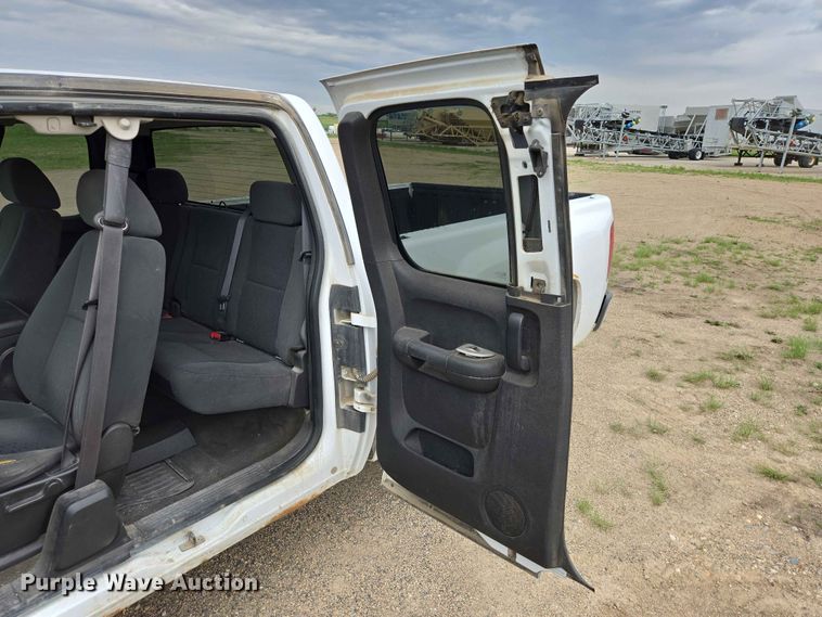 image for item ER1675 2008 Chevrolet Silverado 1500 Ext. Cab pickup truck
