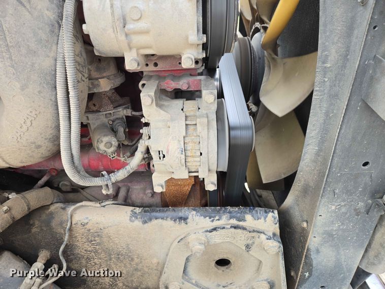 image for item ER1676 2006 Peterbilt 378 semi truck