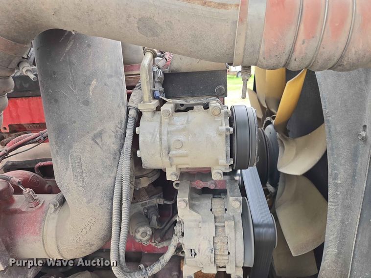 image for item ER1676 2006 Peterbilt 378 semi truck