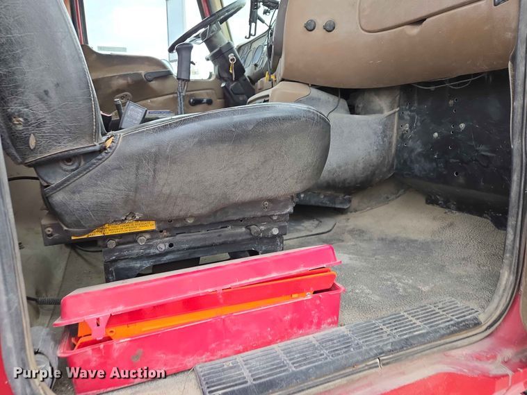 image for item ER1678 2007 Mack CV513 ready mix truck