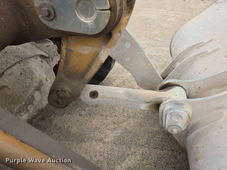 image for item ER1679 1997 John Deere 624G wheel loader