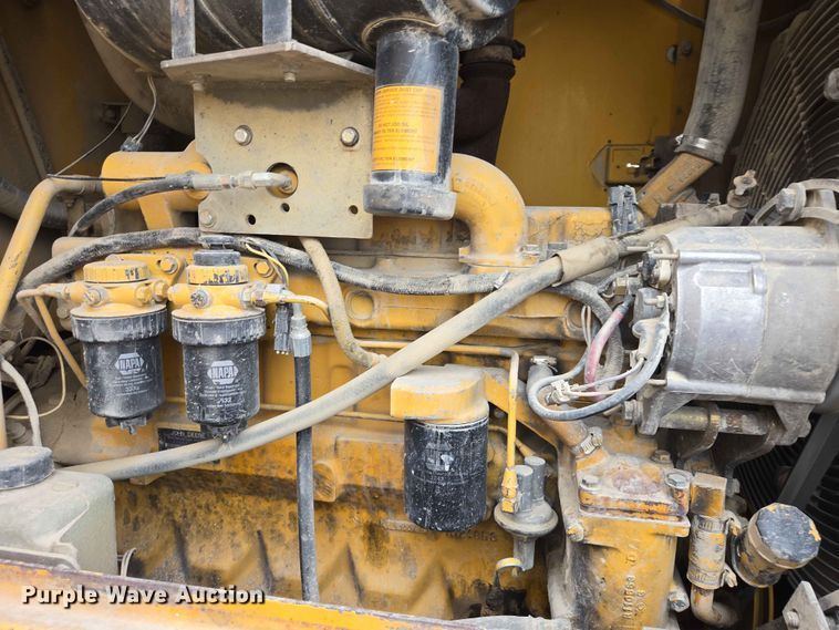 image for item ER1679 1997 John Deere 624G wheel loader