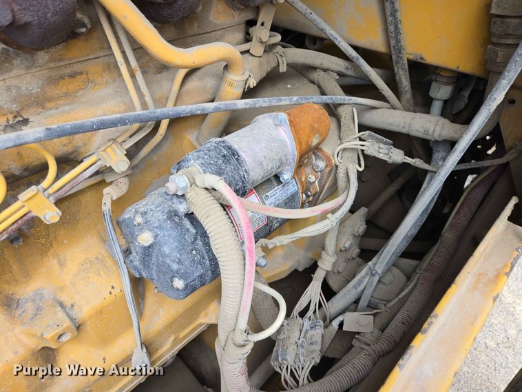 image for item ER1679 1997 John Deere 624G wheel loader