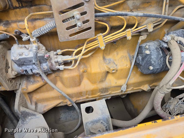 image for item ER1679 1997 John Deere 624G wheel loader