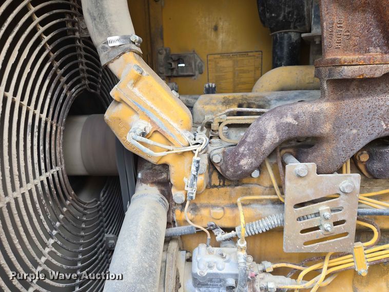 image for item ER1679 1997 John Deere 624G wheel loader