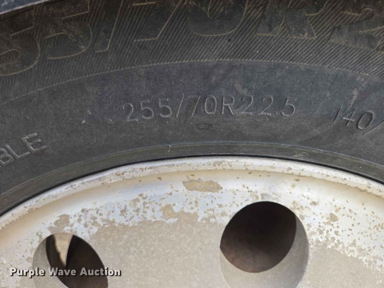 image for item ER1680 2000 Sterling A9500 semi truck