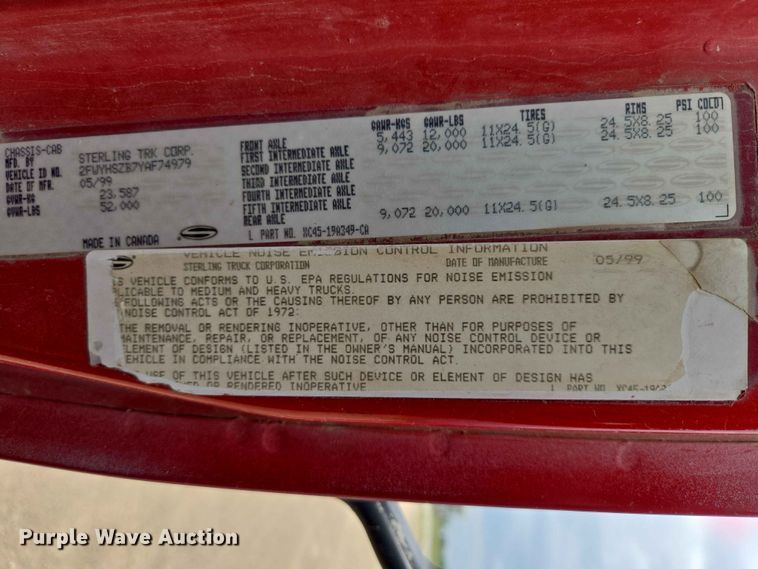 image for item ER1680 2000 Sterling A9500 semi truck