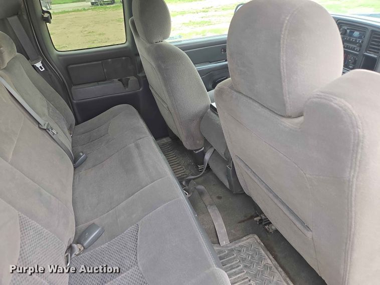 image for item ER1681 2007 Chevrolet Silverado 1500 Ext. Cab pickup truck