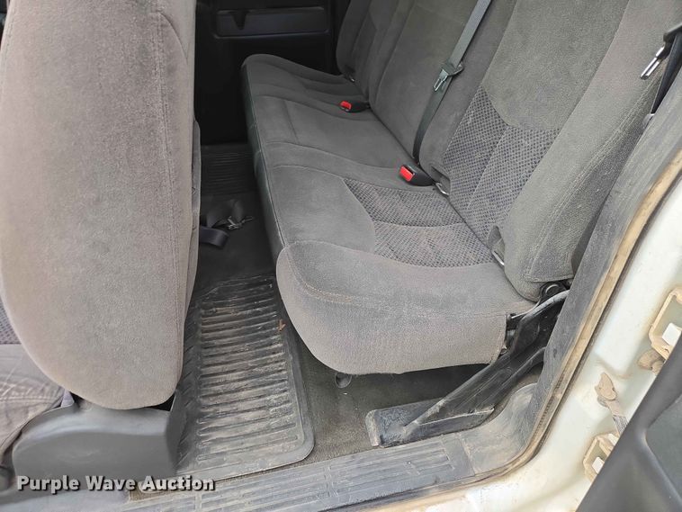 image for item ER1681 2007 Chevrolet Silverado 1500 Ext. Cab pickup truck