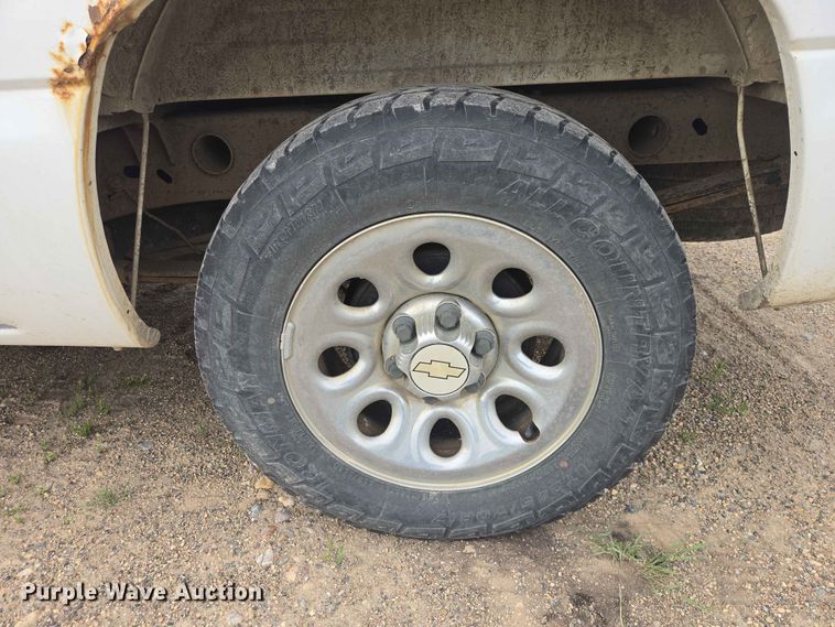 image for item ER1681 2007 Chevrolet Silverado 1500 Ext. Cab pickup truck