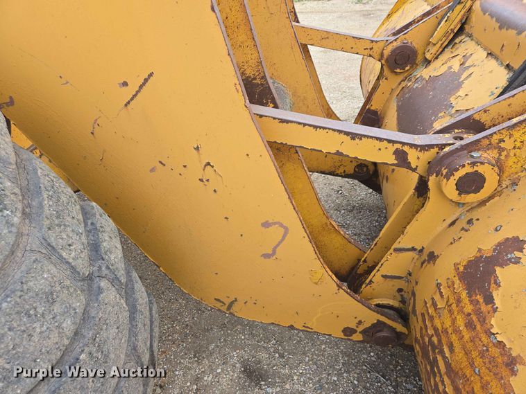 image for item ER1697 1973 Clark Michigan 175B wheel loader