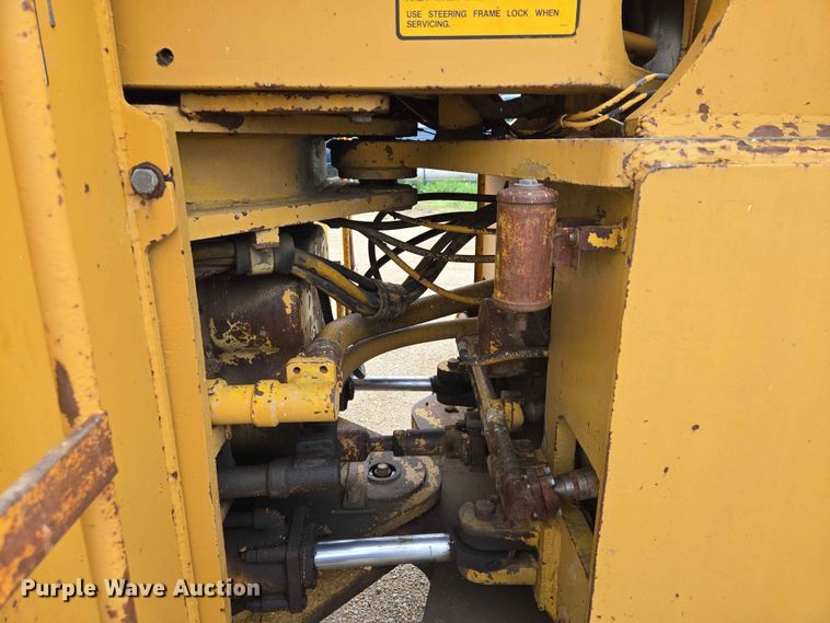 image for item ER1697 1973 Clark Michigan 175B wheel loader