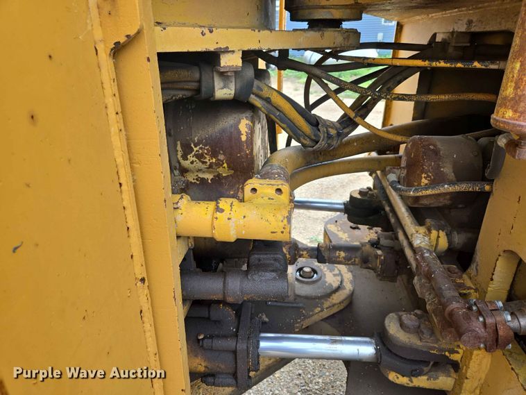 image for item ER1697 1973 Clark Michigan 175B wheel loader
