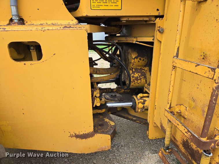 image for item ER1697 1973 Clark Michigan 175B wheel loader