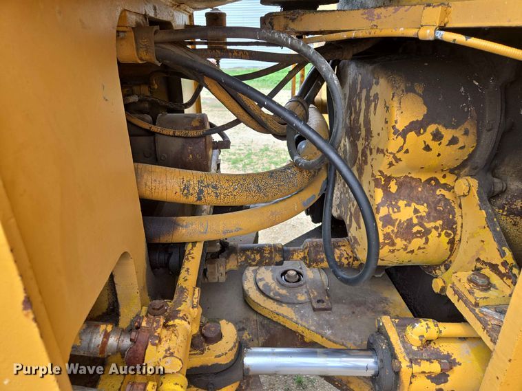 image for item ER1697 1973 Clark Michigan 175B wheel loader