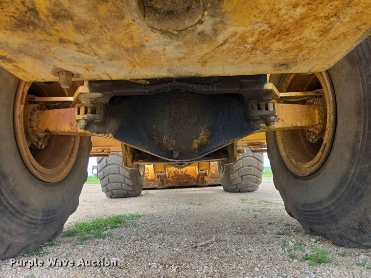 image for item ER1697 1973 Clark Michigan 175B wheel loader
