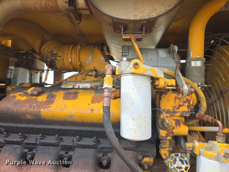 image for item ER1697 1973 Clark Michigan 175B wheel loader