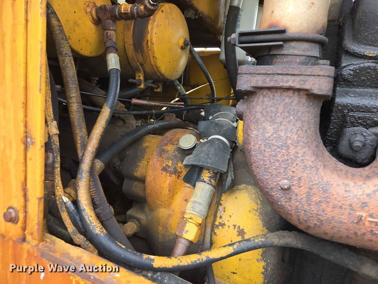 image for item ER1697 1973 Clark Michigan 175B wheel loader