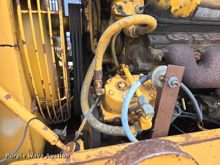 image for item ER1697 1973 Clark Michigan 175B wheel loader