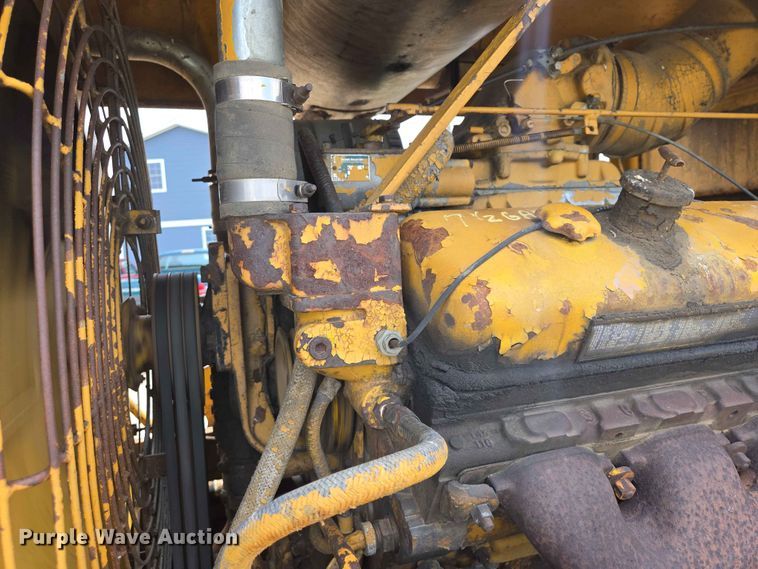 image for item ER1697 1973 Clark Michigan 175B wheel loader