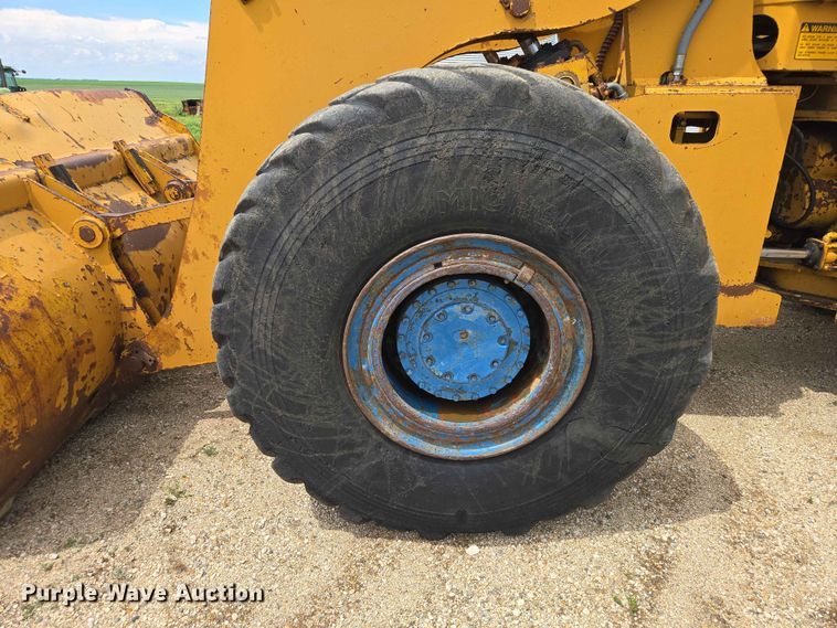 image for item ER1697 1973 Clark Michigan 175B wheel loader