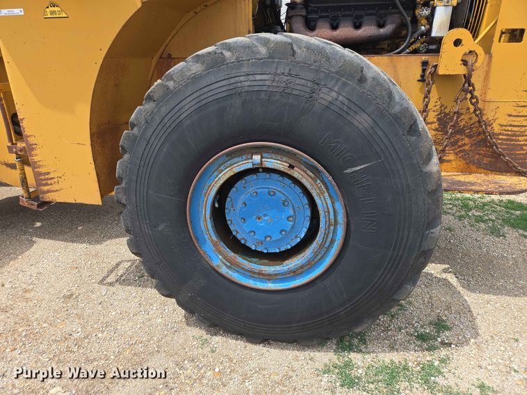 image for item ER1697 1973 Clark Michigan 175B wheel loader