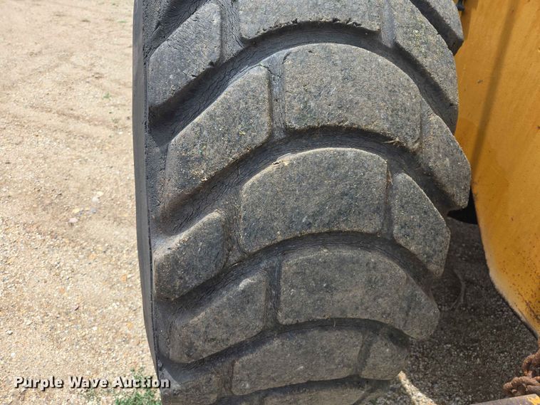 image for item ER1697 1973 Clark Michigan 175B wheel loader