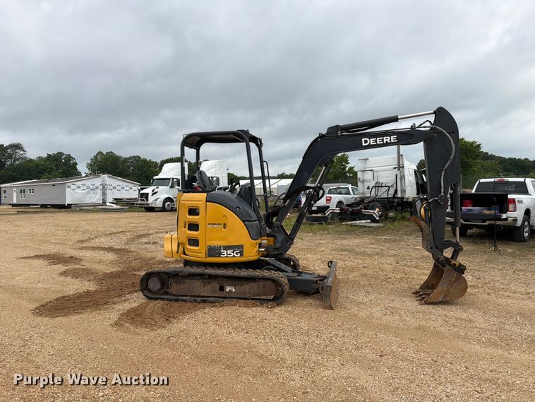 image for item ER3002 2020 John Deere 35G mini excavator
