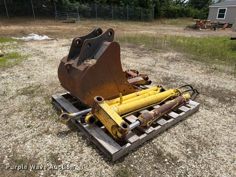 image for item ER3007 Kobelco SK115SRDZ-1E excavator