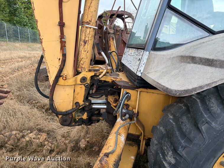 image for item ER3008 1997 New Holland 655E backhoe