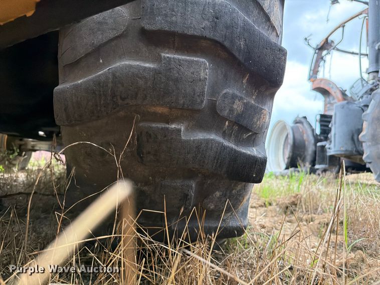 image for item ER3008 1997 New Holland 655E backhoe