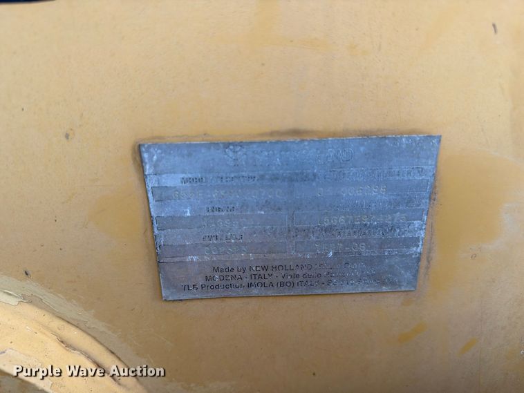 image for item ER3008 1997 New Holland 655E backhoe