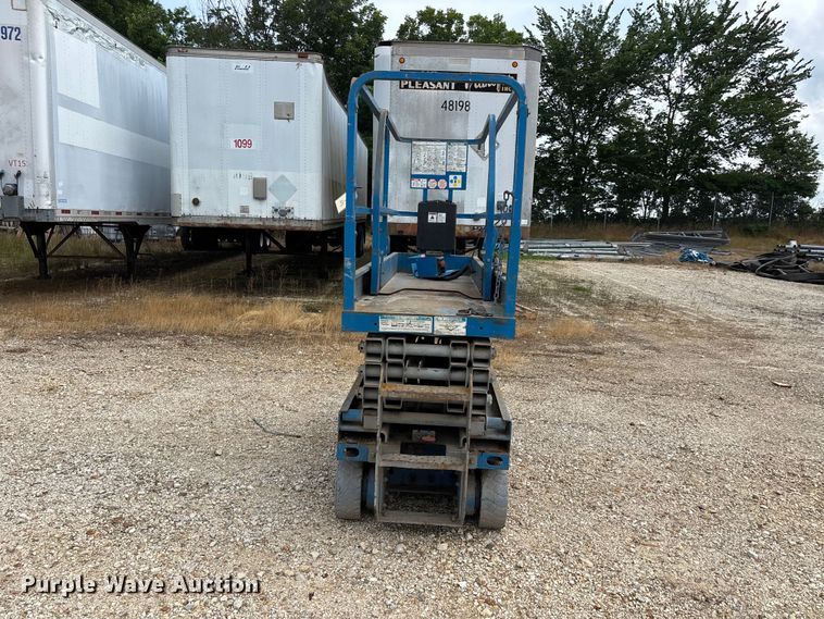 image for item ER3009 Genie GS-1930 scissor lift
