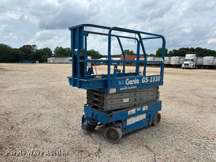 image for item ER3009 Genie GS-1930 scissor lift