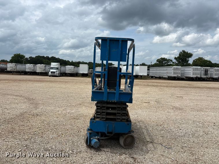 image for item ER3009 Genie GS-1930 scissor lift