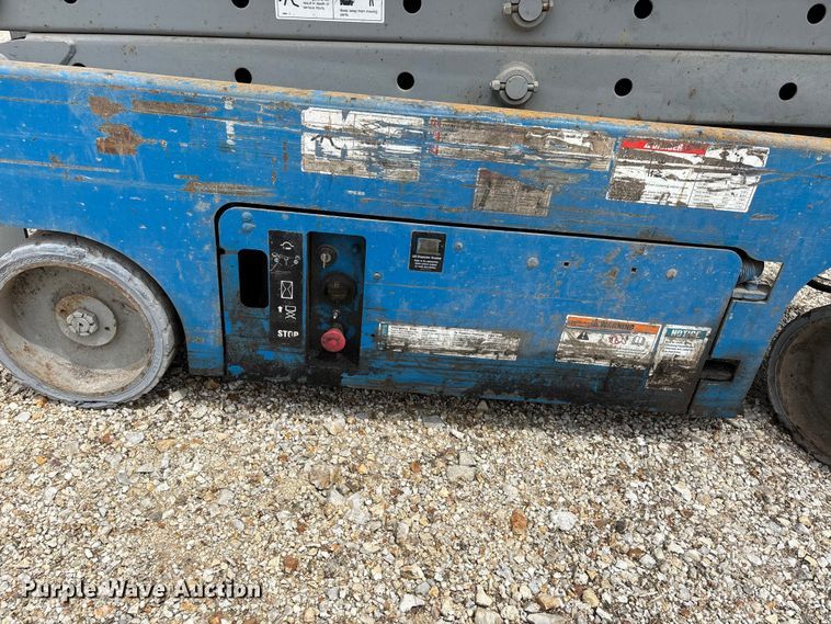 image for item ER3009 Genie GS-1930 scissor lift